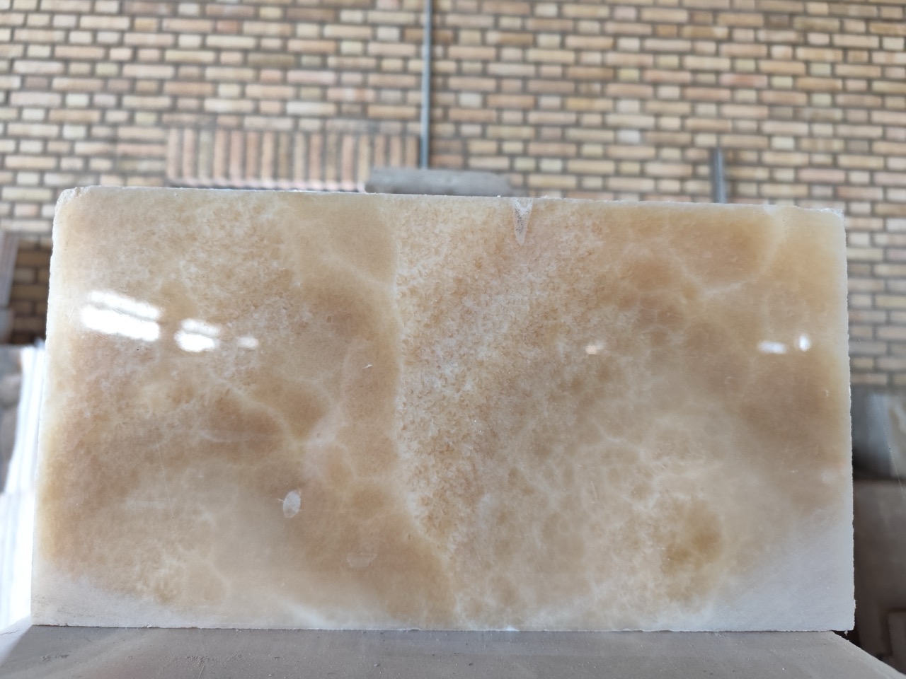 Onyx Marble: Honey Slab