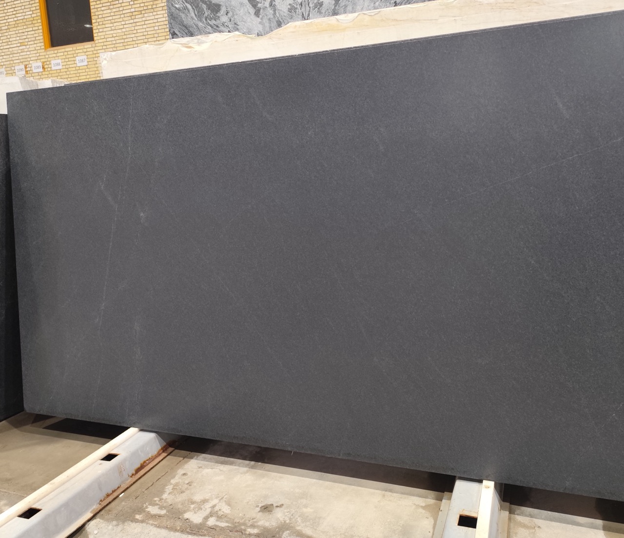 Granite: Natanz Slab