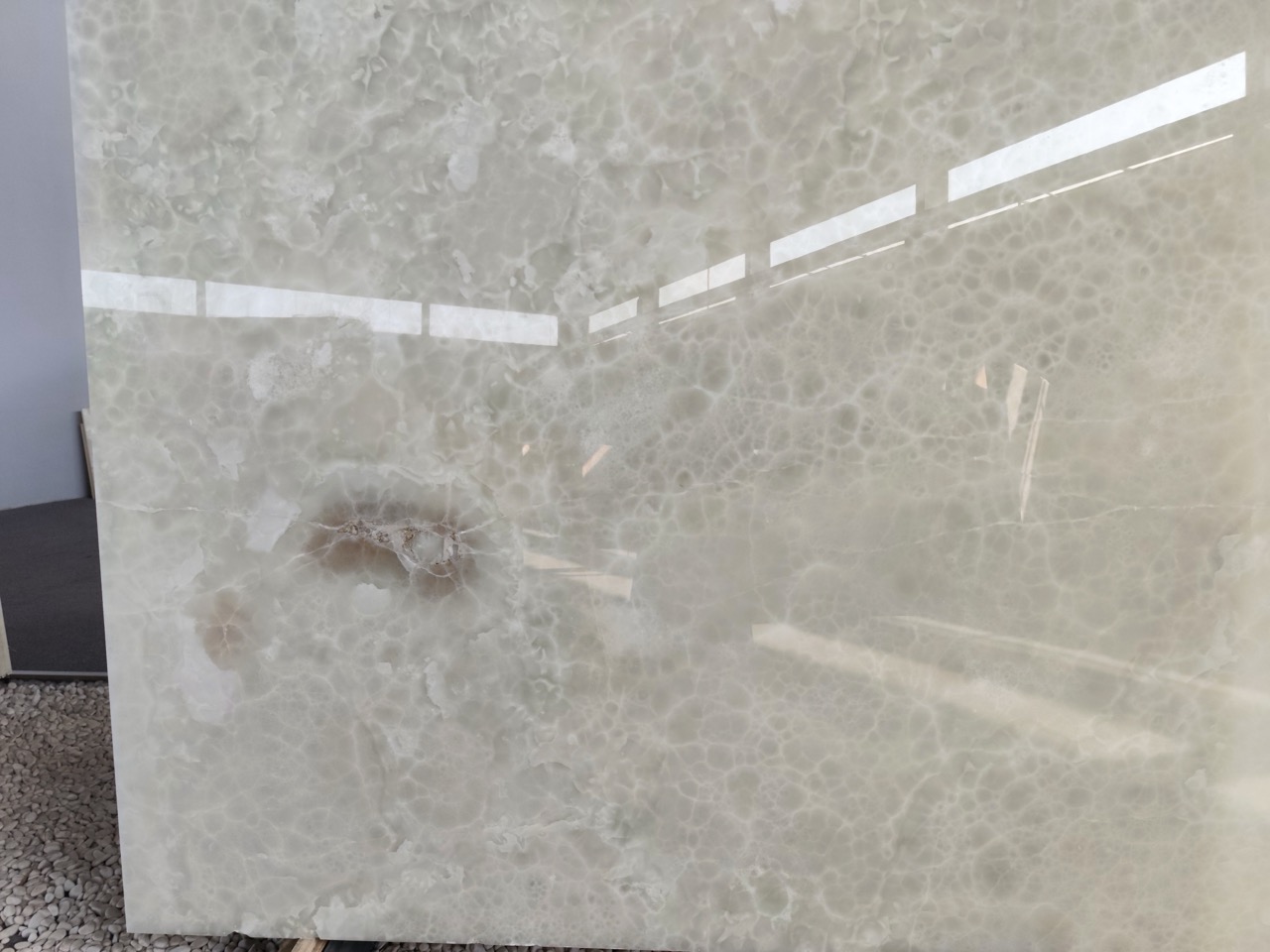 Onyx Marble: White